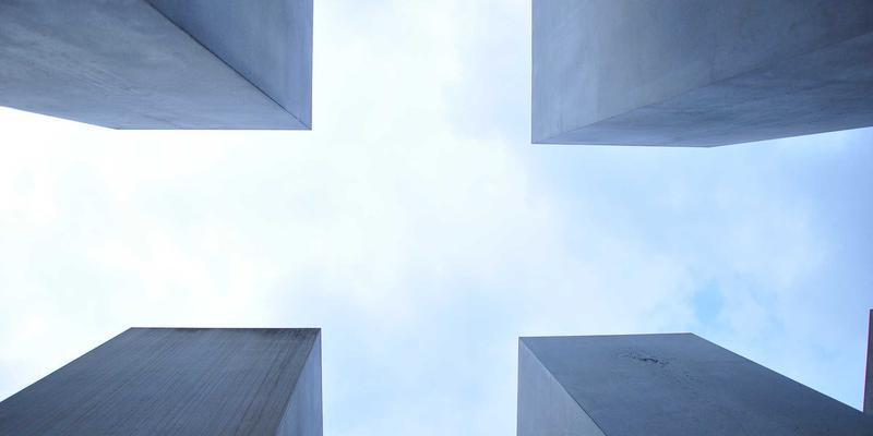 三维设计与3D打印如何重塑牙科未来：从隐形牙套到精准种植的创意设计革命